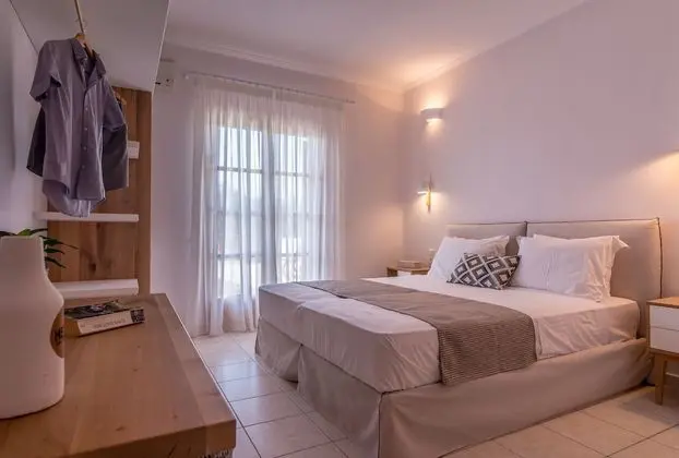 Superior Oda, Deniz Manzaralı (1st Floor)