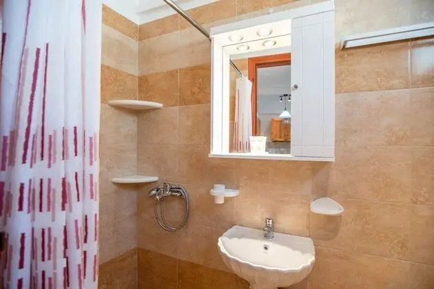 Family Apart Daire, 2 Yatak Odası (5-6 adults, Semi-basement)