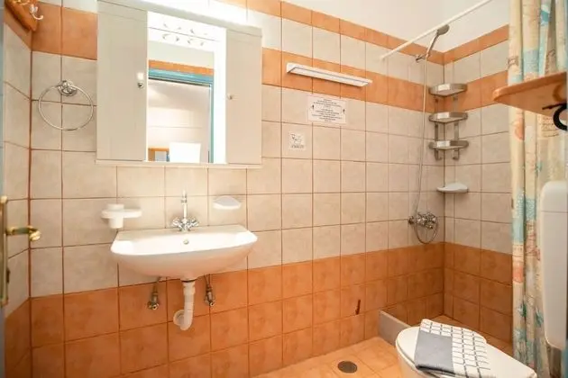 Family Apart Daire, 2 Yatak Odası (5-6 adults, Semi-basement)