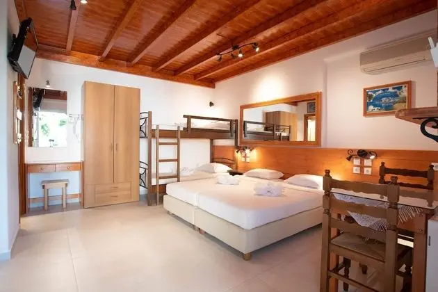 Luxury Dört Kişilik Oda (First Floor)