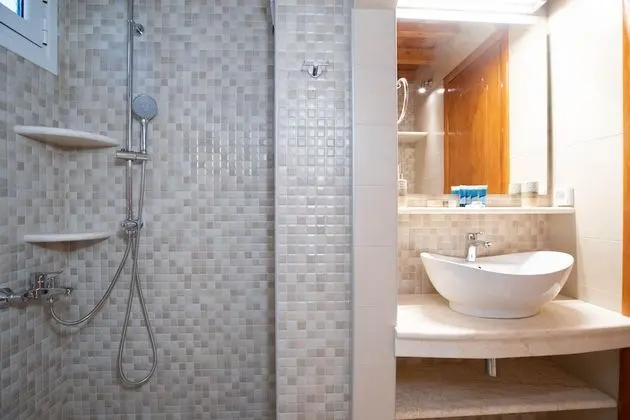 Luxury Dört Kişilik Oda (First Floor)