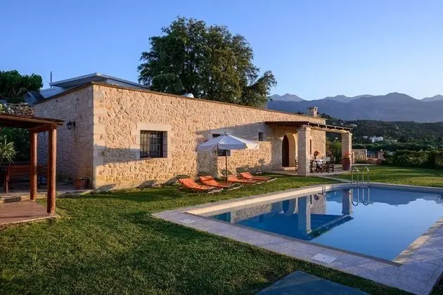 Villa Karina