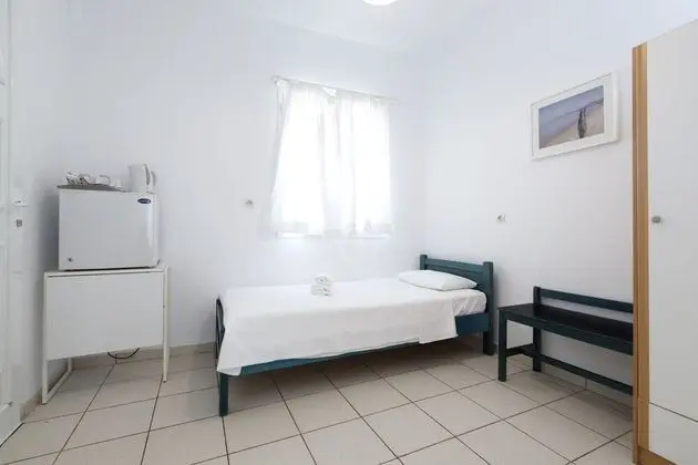 Üç Kişilik Oda