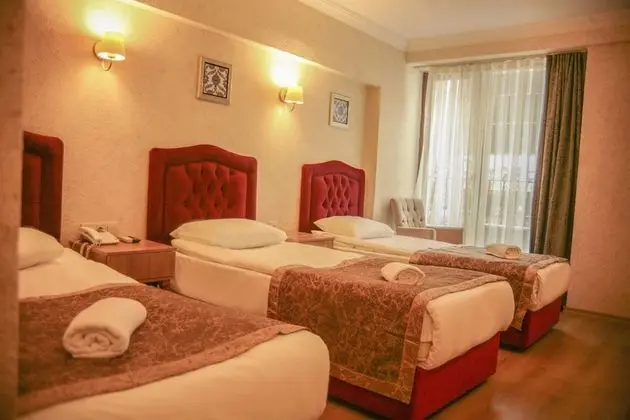 Standard Üç Kişilik Oda