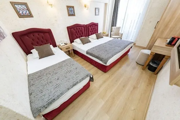 Standard Üç Kişilik Oda