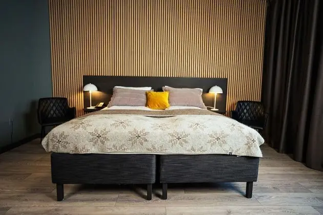 Tek Büyük veya İki Ayrı Yataklı Oda