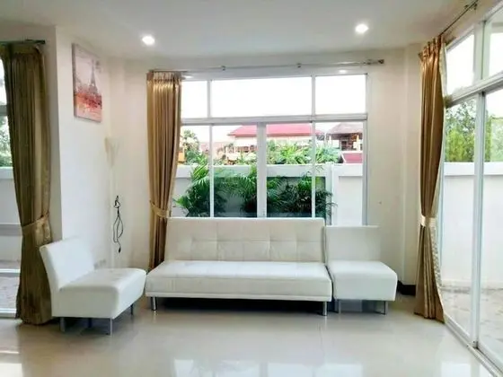 5 Bed room Private Pool Villa Modern Style