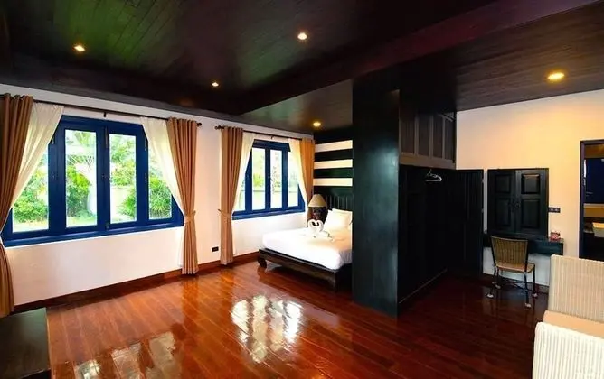 5 Bed Room Private Pool Villa Thai style