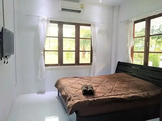 4-Bedroom House