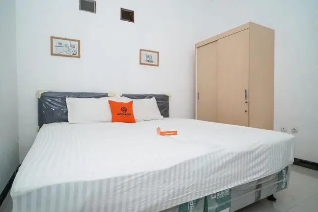 Standard Tek Büyük Yataklı Oda (without A/C)
