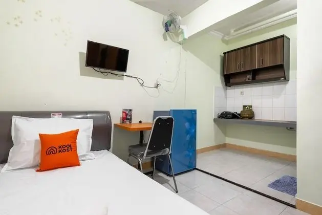 Single Room without A/C