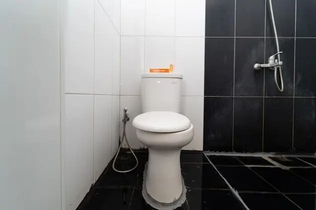 Tek Kişilik Oda, Ortak Banyo
