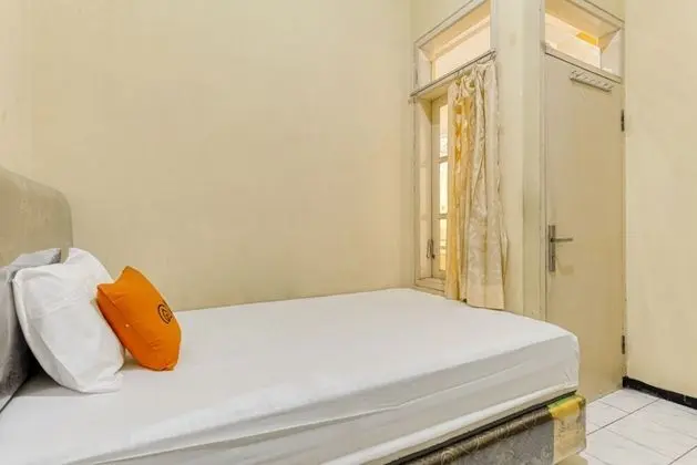 Tek Kişilik Oda, Ortak Banyo