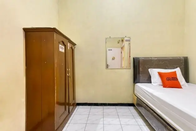 Tek Kişilik Oda, Ortak Banyo