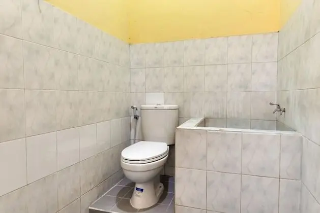 Tek Kişilik Oda, Ortak Banyo