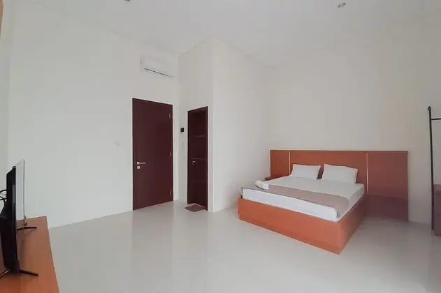 Standard Oda (Reddoorz)