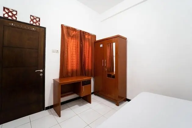 Basic Tek Kişilik Oda (Sharing Bathroom)