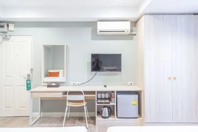 Compact Room