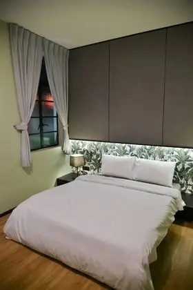 Deluxe Tek Büyük Yataklı Oda
