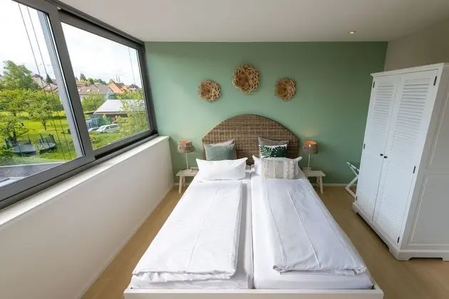 Basic Tek Büyük Yataklı Oda