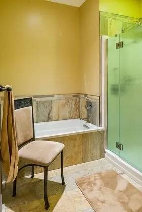 West Arm View Suite
