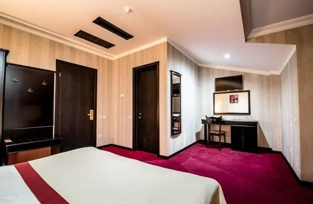 Standard Tek Büyük Yataklı Oda (Building B)