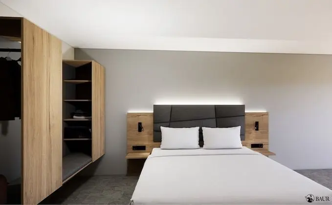 Economy Büyük Yataklı Tek Kişilik Oda