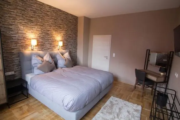 Tek Büyük Yataklı Oda, Sigara İçilmez