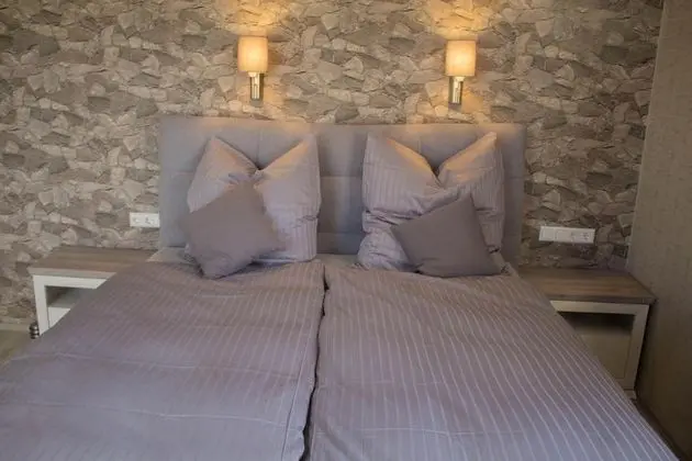 Tek Büyük Yataklı Oda, Sigara İçilmez