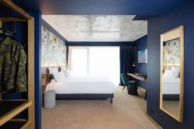 L'Unik Room