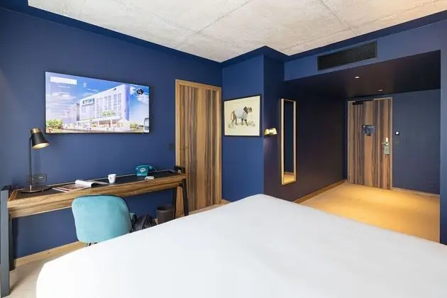 L'Unik Room