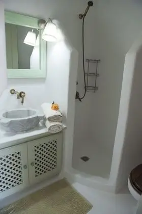 Stüdyo, Sıcak Su Havuzu (Shared)