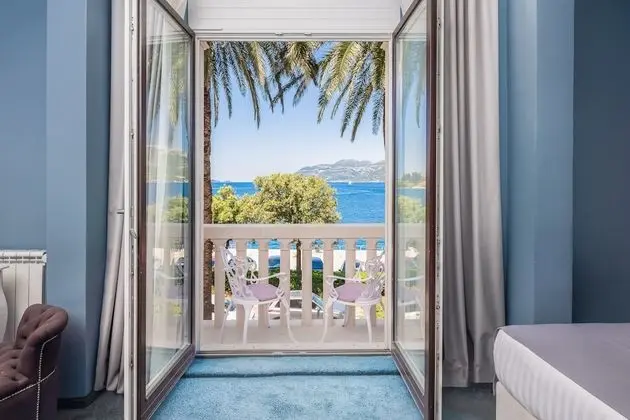 Superior Double Room with Seaside Balcony