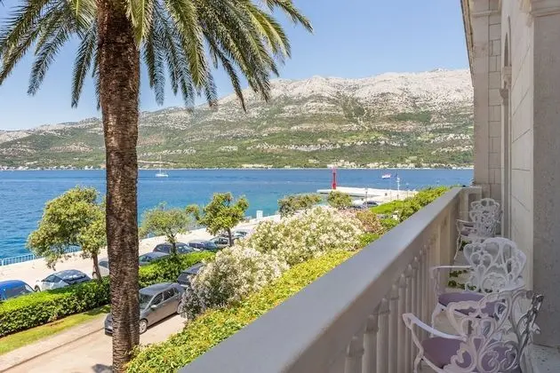 Superior Double Room with Seaside Balcony