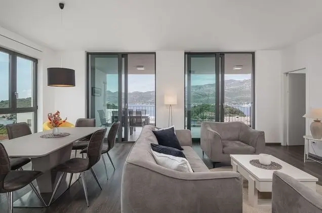 Deluxe Apartment, 2 Bedrooms, Terrace, Sea View (Tamaris 1)