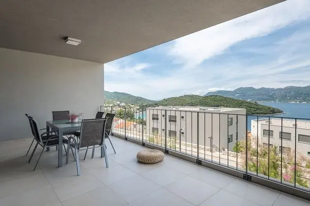 Deluxe Apartment, 2 Bedrooms, Terrace, Sea View (Tamaris 1)