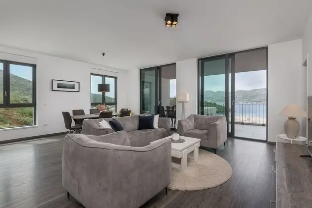 Deluxe Apartment, 2 Bedrooms, Terrace, Sea View (Tamaris 5)