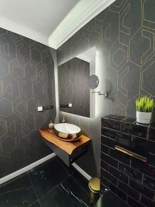Deluxe Apartment, 1 Queen Bed with Sofa bed, Non Smoking, Bathtub