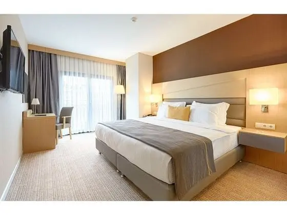 Connected Rooms