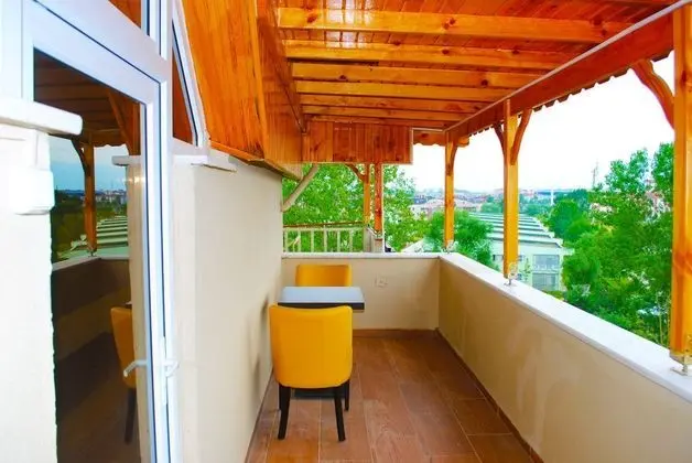 Teraslı Standart Oda, Şehir Manzaralı, Balkonlu