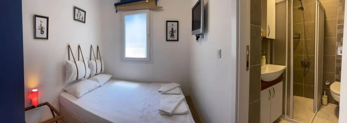 Basic Single room