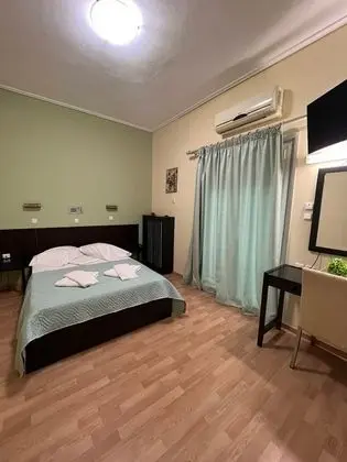 Tek Büyük veya İki Ayrı Yataklı Oda, Balkon
