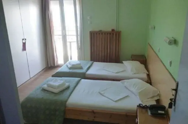 Tek Büyük veya İki Ayrı Yataklı Oda, Balkon