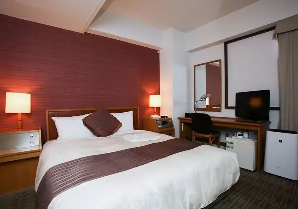 Tek Büyük Yataklı Oda, Sigara İçilmez