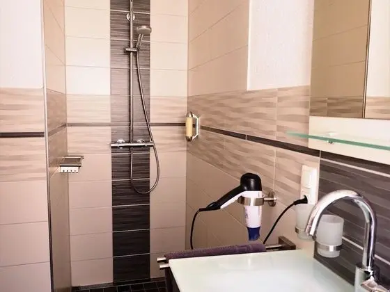 Standard Apart Daire, Banyolu/Duşlu