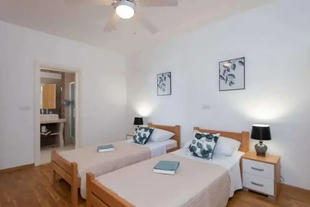 Villa, Denize Sıfır