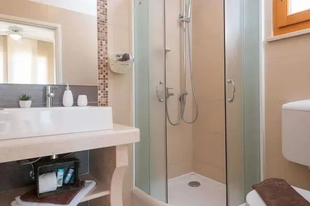 Villa, Denize Sıfır