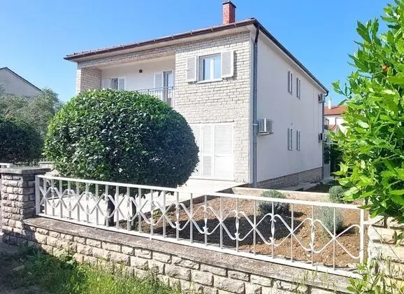 Apart Daire (Korni - comfortable - A1(6+2))