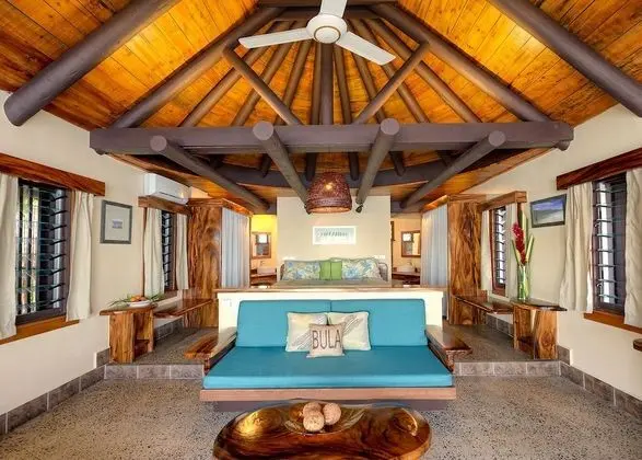 Bungalov (Edgewater)