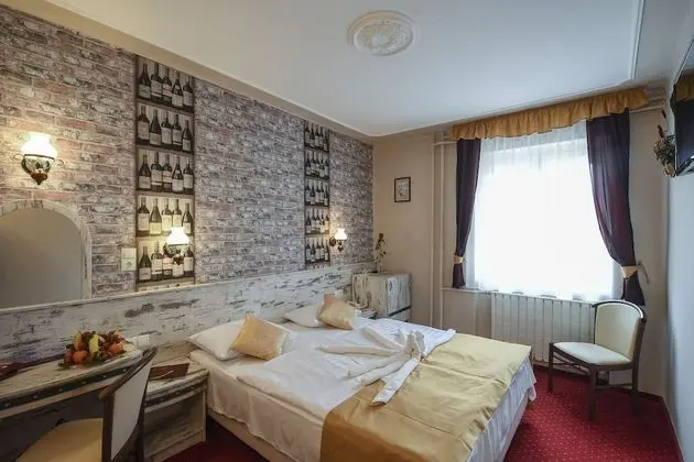 Vintage Double or Twin Room